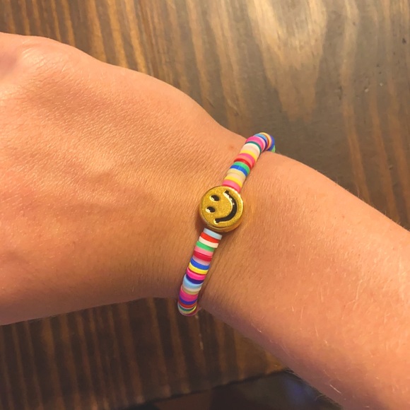 Accessories - rainbow beaded smiley face bracelet and ring